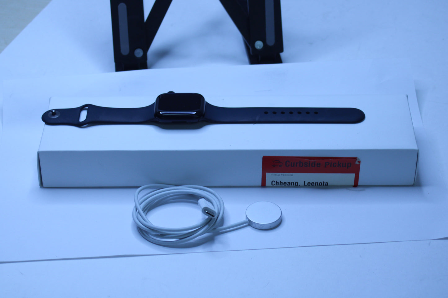 Apple Watch Series 7 41mm (GPS + LTE) – Midnight Aluminum Case & Sport Band – Store Display