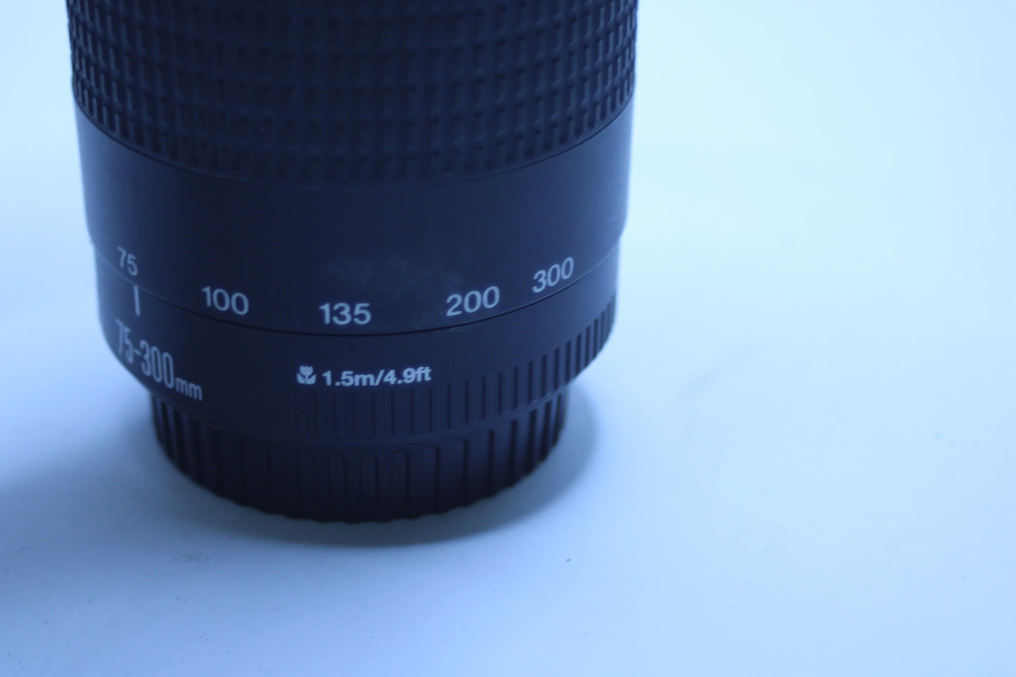 Canon EF 75-300mm f/4-5.6 USM Telephoto Zoom Lens for EOS T8 T7 T6 90D 80D 5D 7D DSLR
