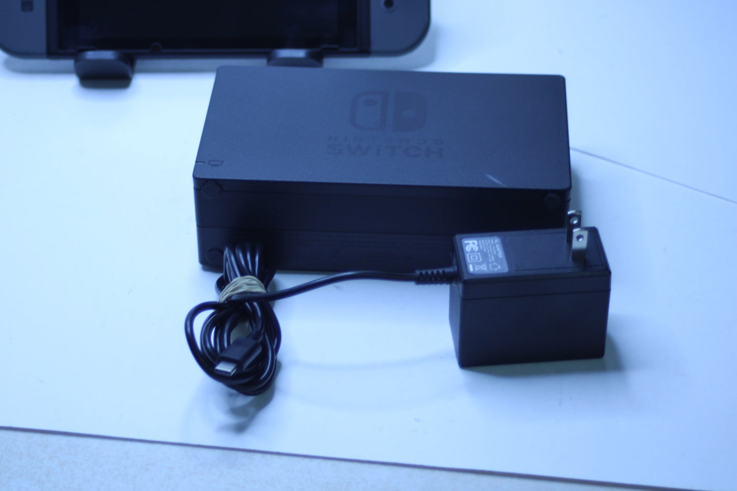 Nintendo Switch Console V1 with Black Joy-Cons, Dock & Charger – Tested & Ready to Play
