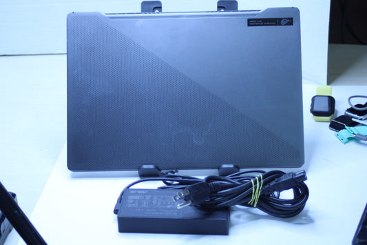 Asus ROG Zephyrus G14 14” Ryzen 7 GTX 1650 512GB SSD 8GB RAM Gaming Laptop