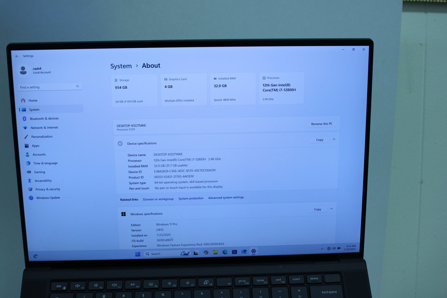 Dell XPS 9520 Laptop – i9-12900HK, 16GB RAM, 1TB SSD, RTX 3050 Ti, Excellent Battery