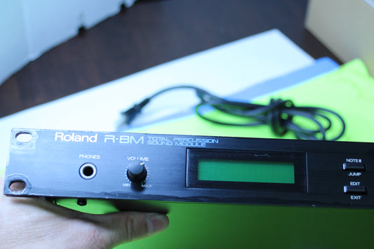 Roland R-8M Total Percussion Sound Module – Vintage Digital Drum Rack