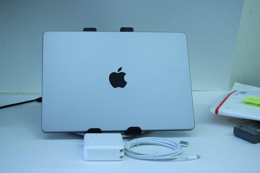 Apple MacBook Pro 14" A2779 (2020) M2 16GB RAM 512GB SSD macOS 15.5 3024x1964 Retina