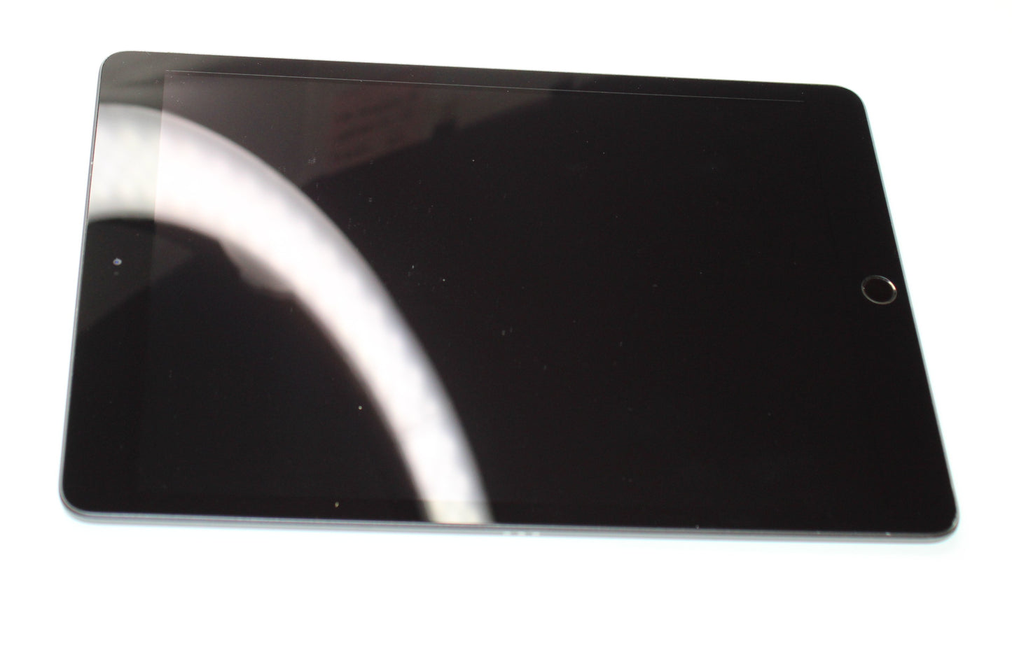 Apple iPad 7th Generation 10.2" Wi-Fi 32GB – Space Gray (MW742LL/A)