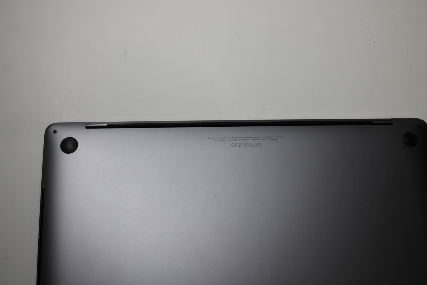 Apple MacBook Pro A1990 Laptop – High-Performance Retina macOS Notebook
