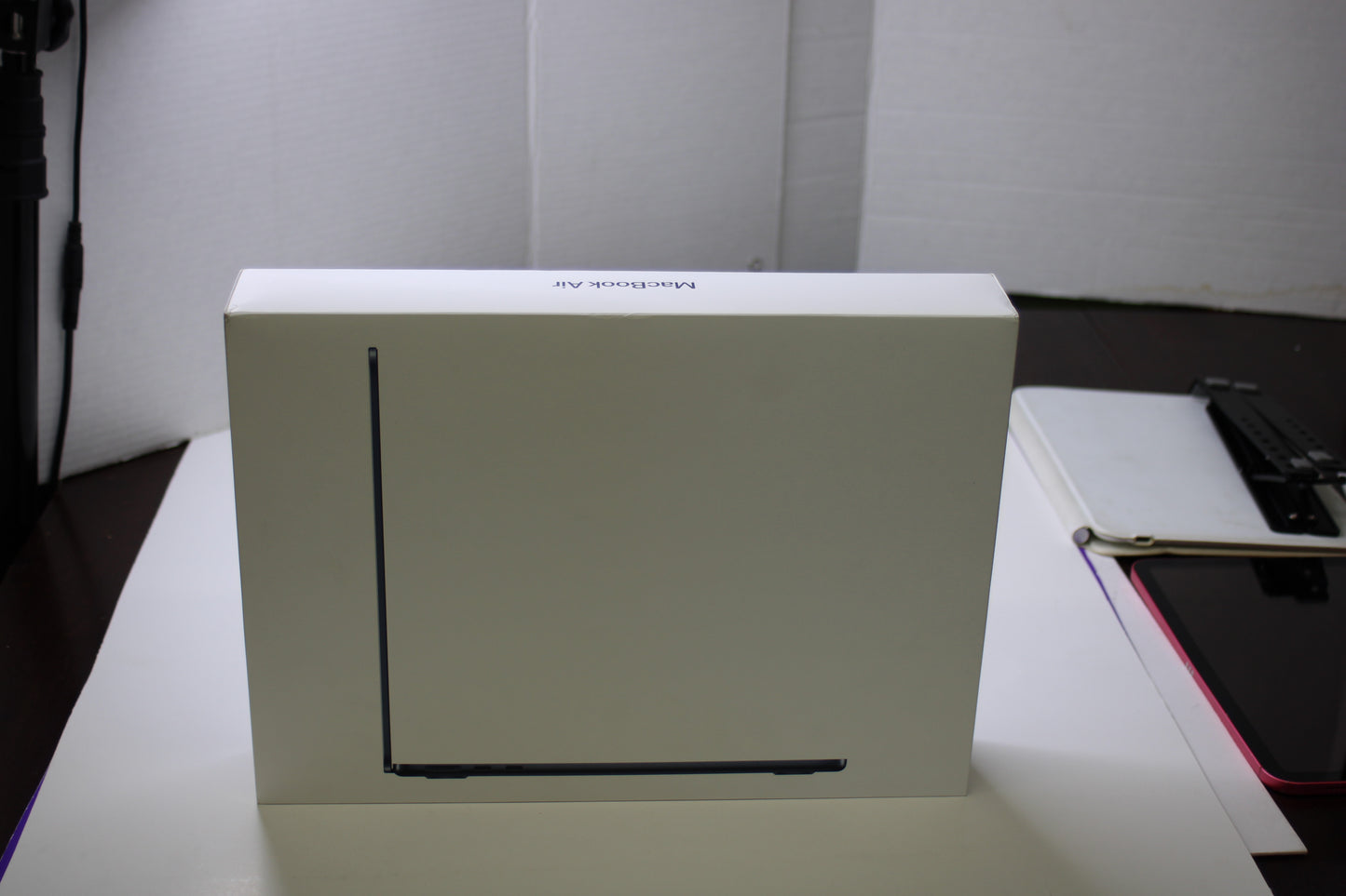 Apple MacBook Air 13" (M4 Chip, 16GB RAM, 256GB SSD) – 2025 Model