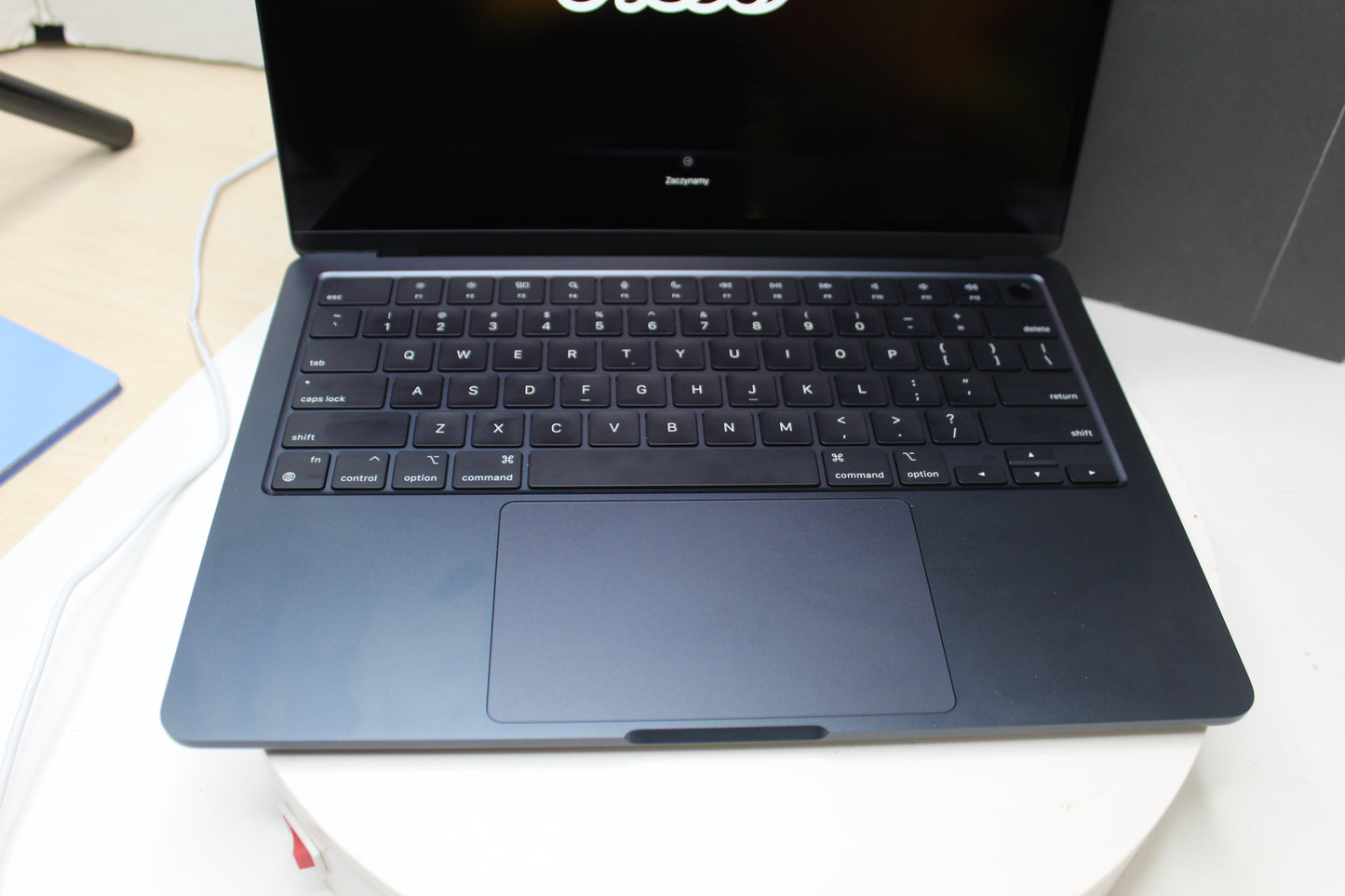 Apple MacBook Air 2024 13.6" M3 Chip – 16GB RAM, 256GB SSD, Space Gray – A3113 – 100% Battery Health
