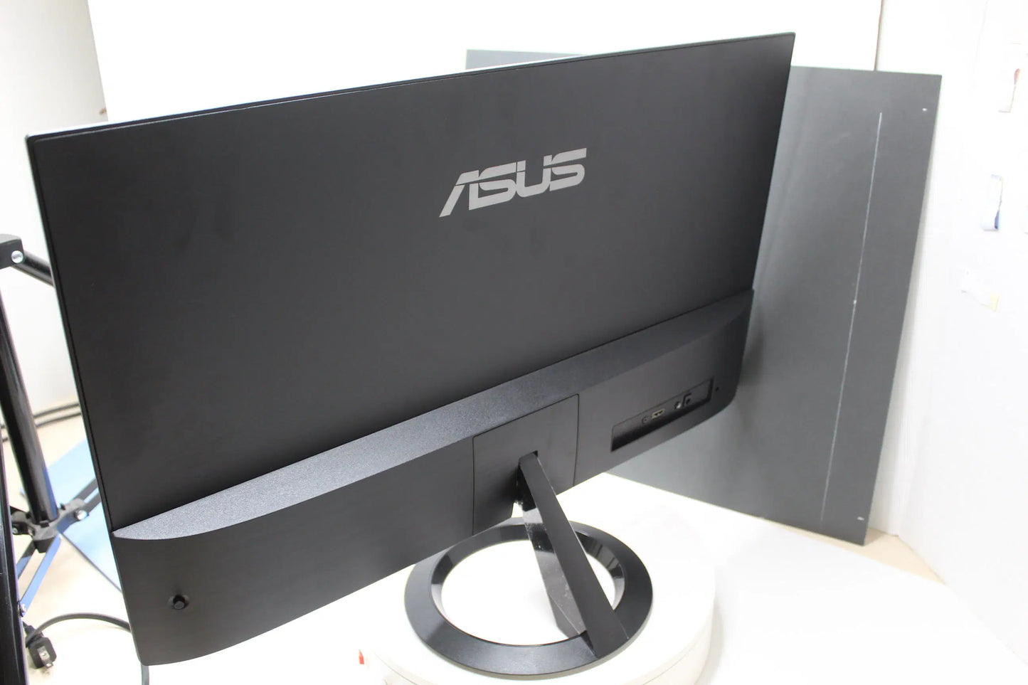 ASUS VZ27E 27” Full HD LED-Backlit Gaming Monitor 100Hz – Ultra-Slim Design