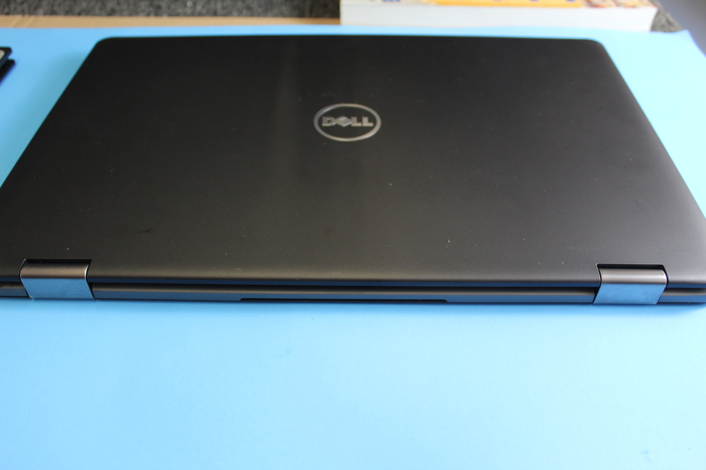 Dell Inspiron 7568 2-in-1 Laptop | i5-6200U | 8GB RAM | 512GB SSD | Touchscreen | Win 10 Home