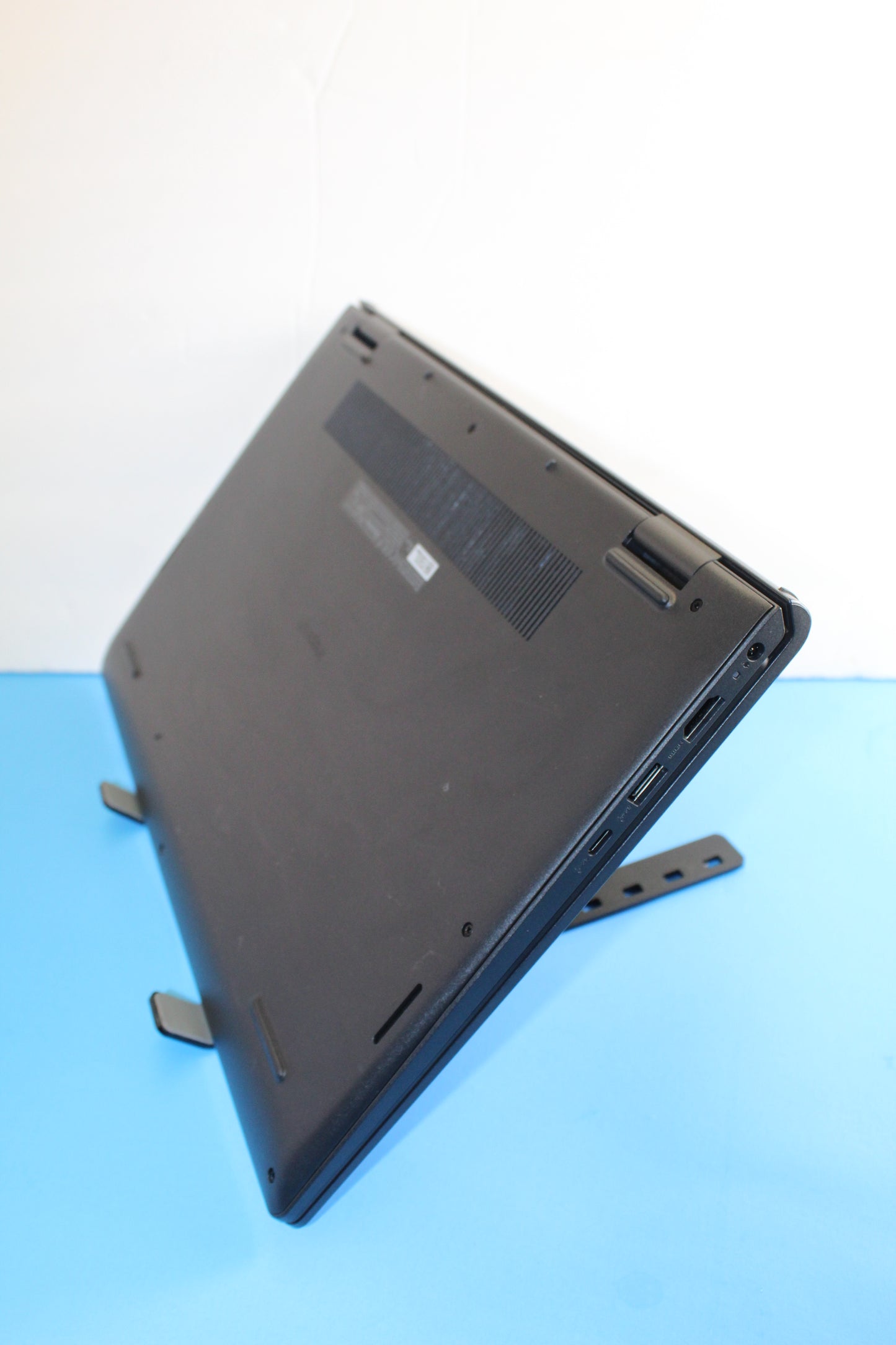 Dell Inspiron 15 3535 | Ryzen 7 7730U | 16GB | 1TB SSD | FHD | Windows 11