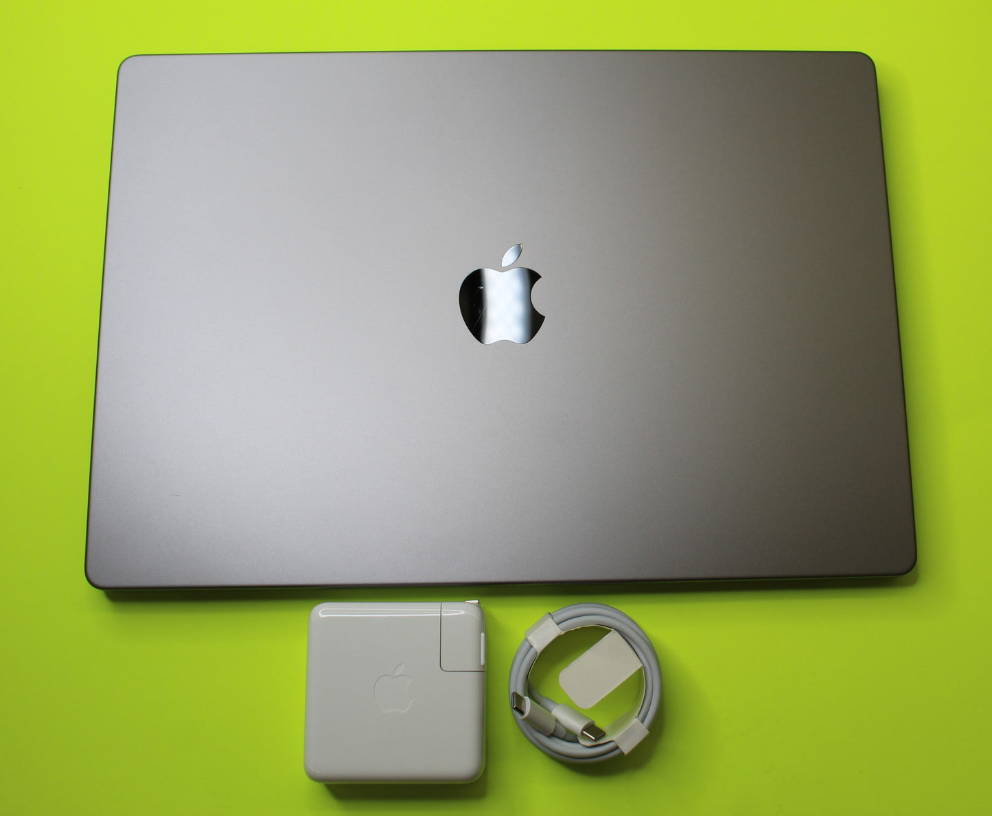Apple MacBook Pro 16" (2021) M1 Max – 32GB RAM, 1TB SSD, 95% Battery – macOS Sequoia