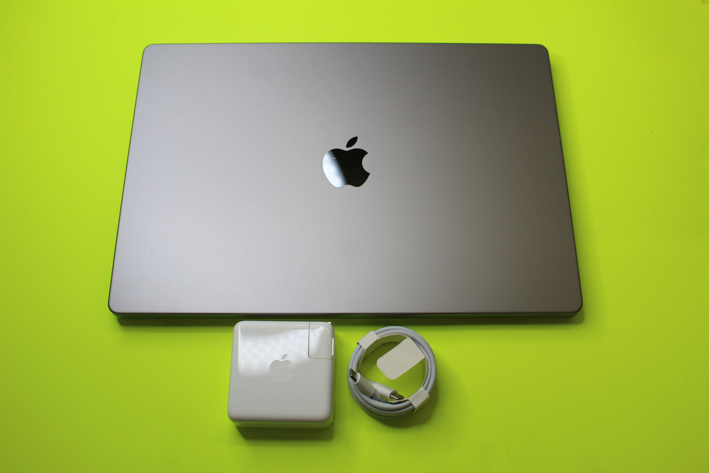 Apple MacBook Pro 16" (2021) M1 Max – 32GB RAM, 1TB SSD, 95% Battery – macOS Sequoia