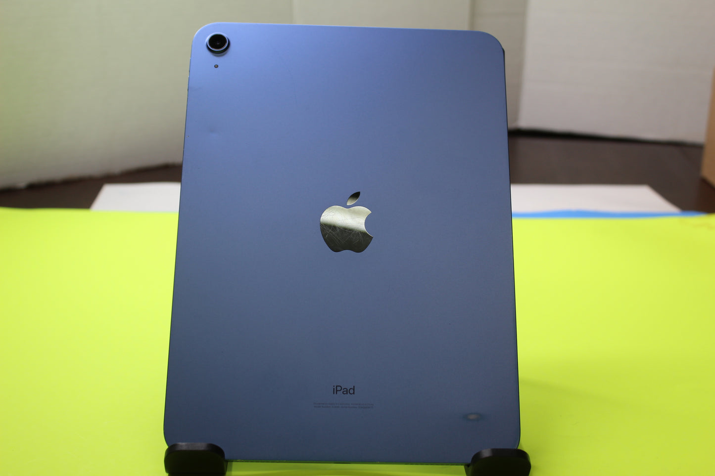 Apple iPad 10th Gen 10.9" Wi-Fi 64GB Blue (MPQ13LL/A) A2696 – Excellent Condition
