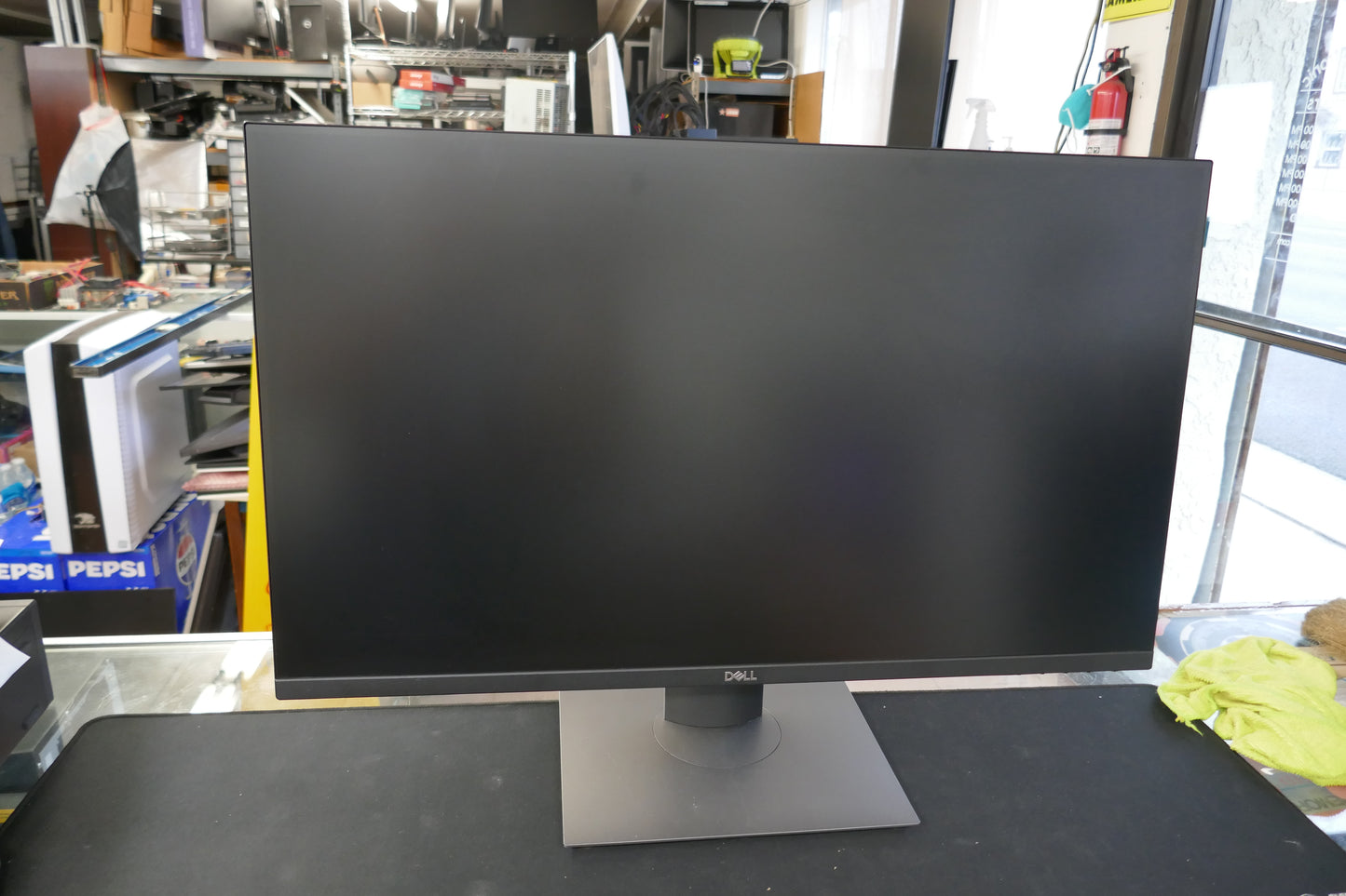 Dell P2719H 27" Full HD IPS LED Monitor – 1080p, Adjustable Stand, HDMI/DP