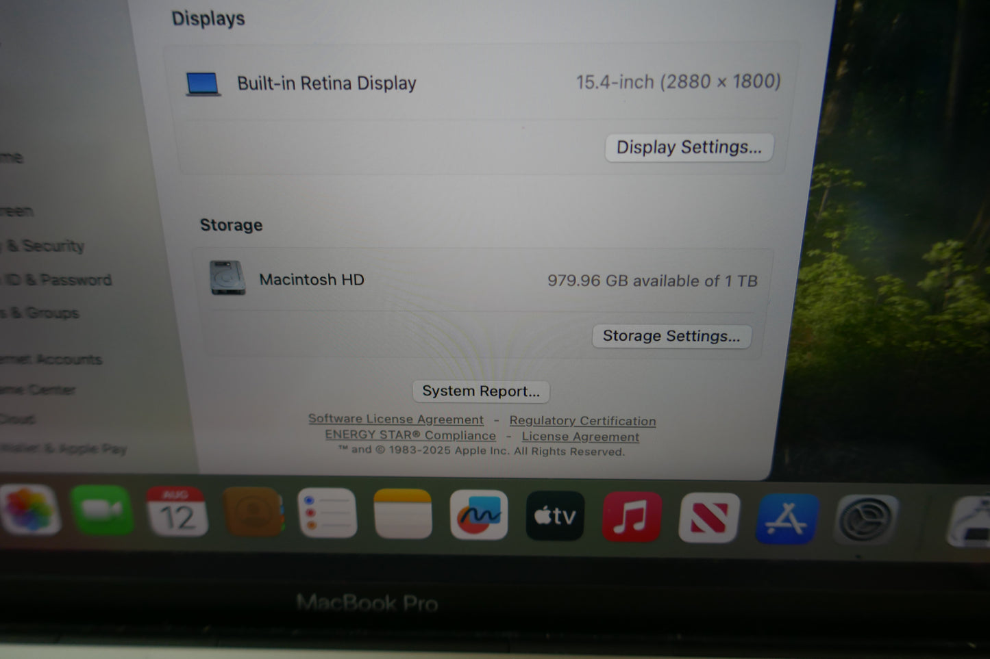 Apple MacBook Pro 15.4" (2019) Intel Core i9, 32GB RAM, 1TB SSD – Space Gray – 256 Cycle Battery