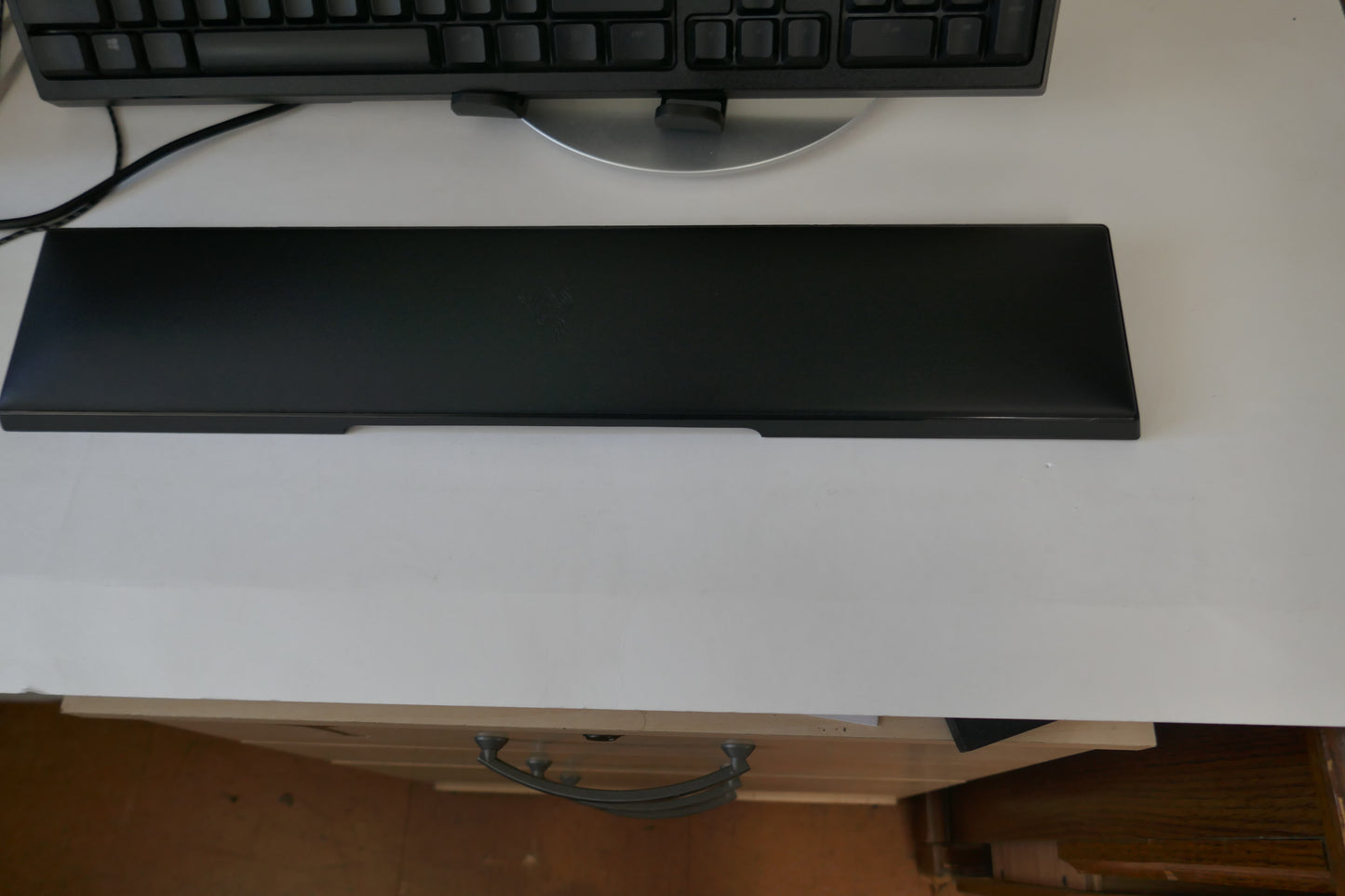 Razer Ornata V2 Hybrid Mechanical RGB Wired Gaming Keyboard – Chroma Lighting, Mecha-Membrane Keys