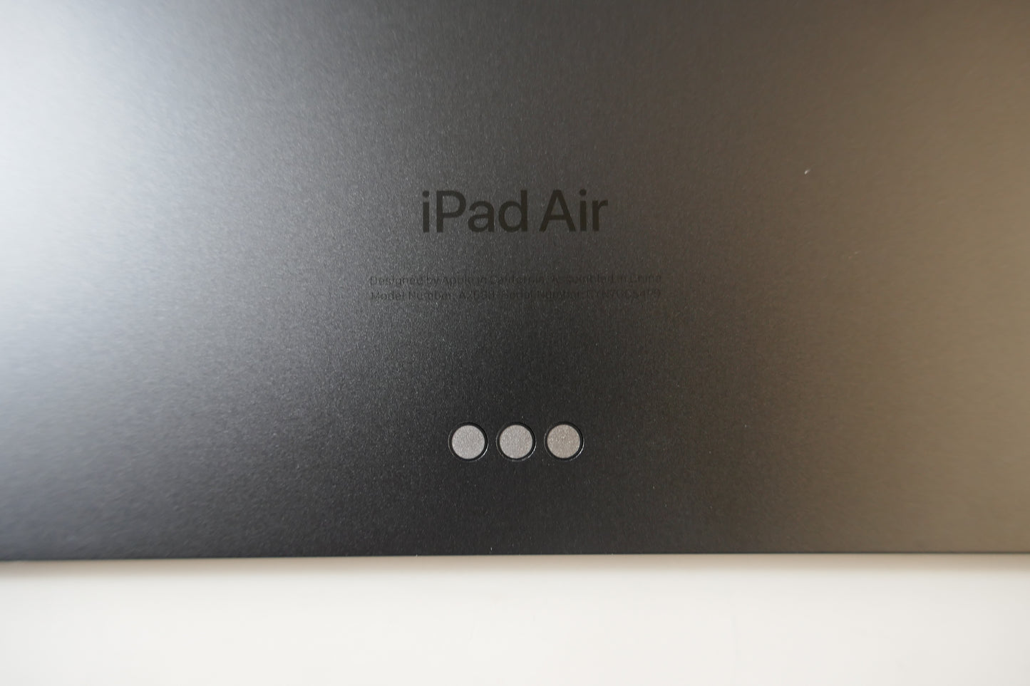 Apple iPad Air 5th Generation (A2588) – 10.9" Wi-Fi, 64GB, Space Gray