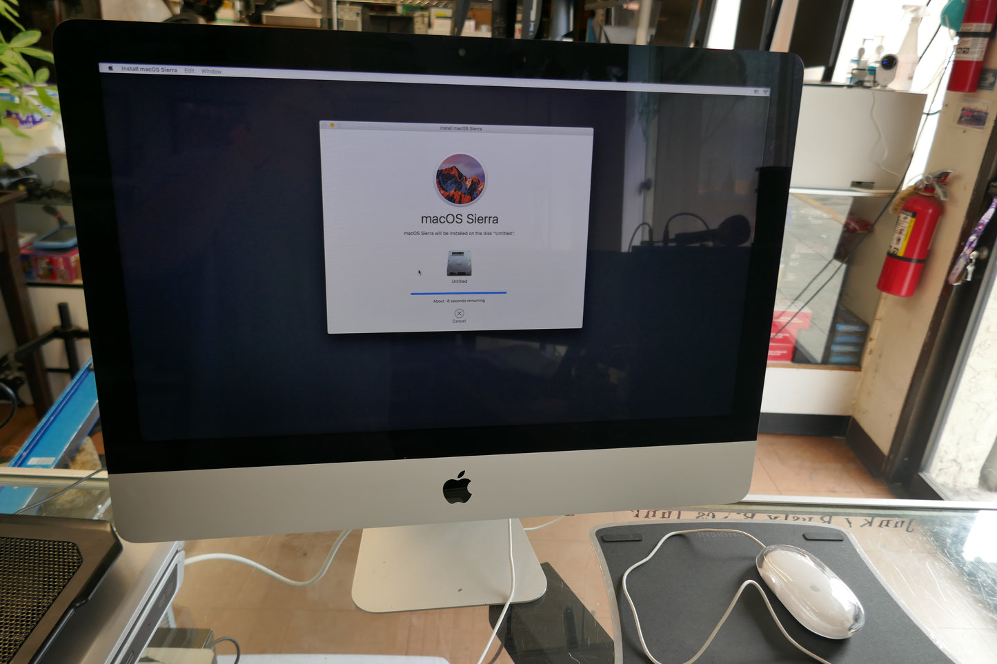 Apple iMac 21.5" All-in-One Desktop – Intel Core i5 2.7GHz, 8GB, 1TB, macOS 10.15.7