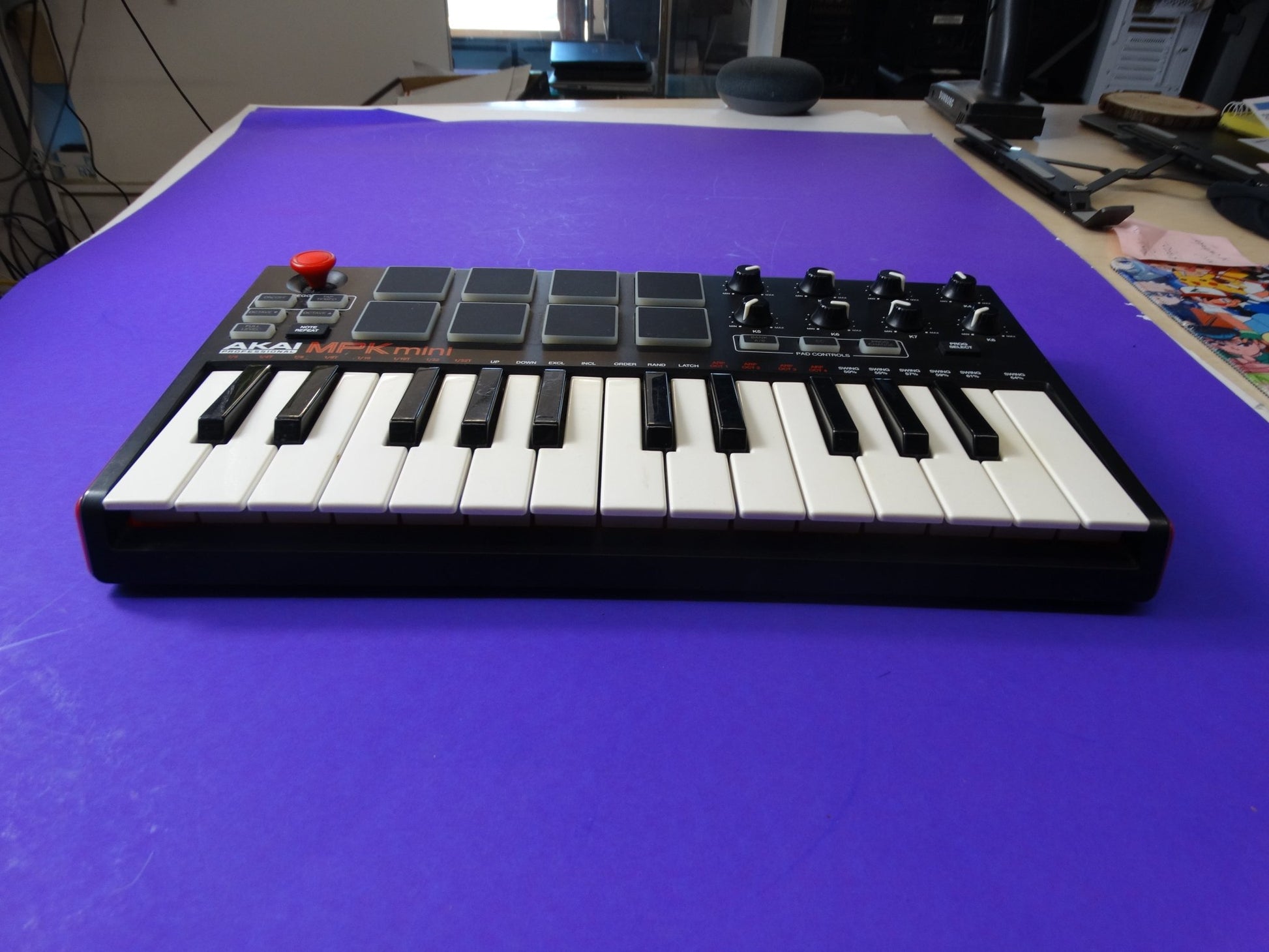 Akai Professional MPK Mini MK2 – 25-Key MIDI Keyboard & Beat Pad Controller - WeBuyElectronic