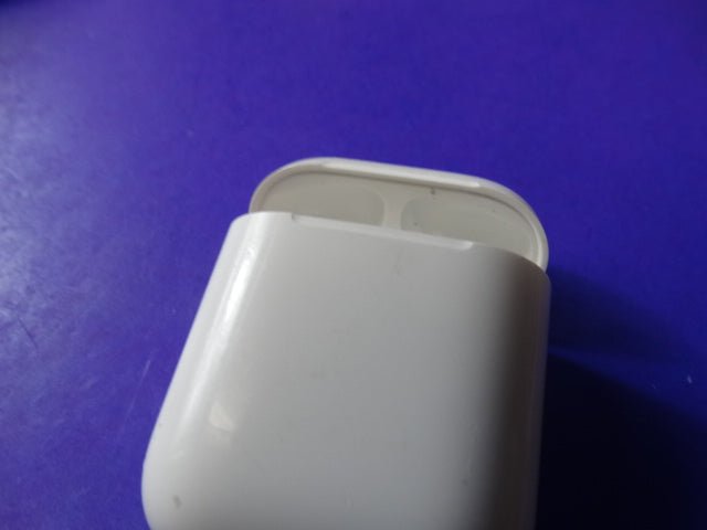 Apple AirPods 2nd Generation with Charging Case – Original & Tested - WeBuyElectronic