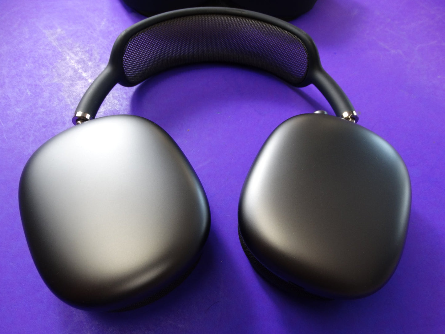 Apple AirPods Max – Space Gray – Active Noise Cancelling Wireless Over-Ear Headphones - WeBuyElectronic