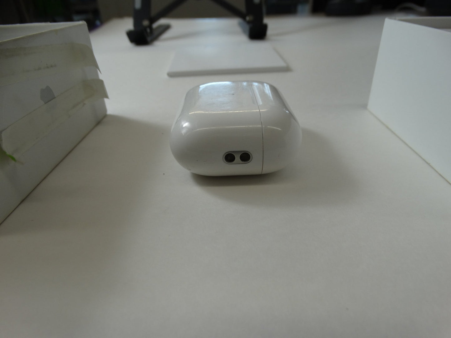 Apple AirPods Pro 2nd Gen with MagSafe Charging Case – MTJV3LL/A - WeBuyElectronic