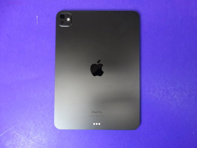 Apple iPad Pro 11" (M4, 2024) – 256GB Wi - Fi, Model MVV83LL/A, iPadOS 18.7.2 - WeBuyElectronic