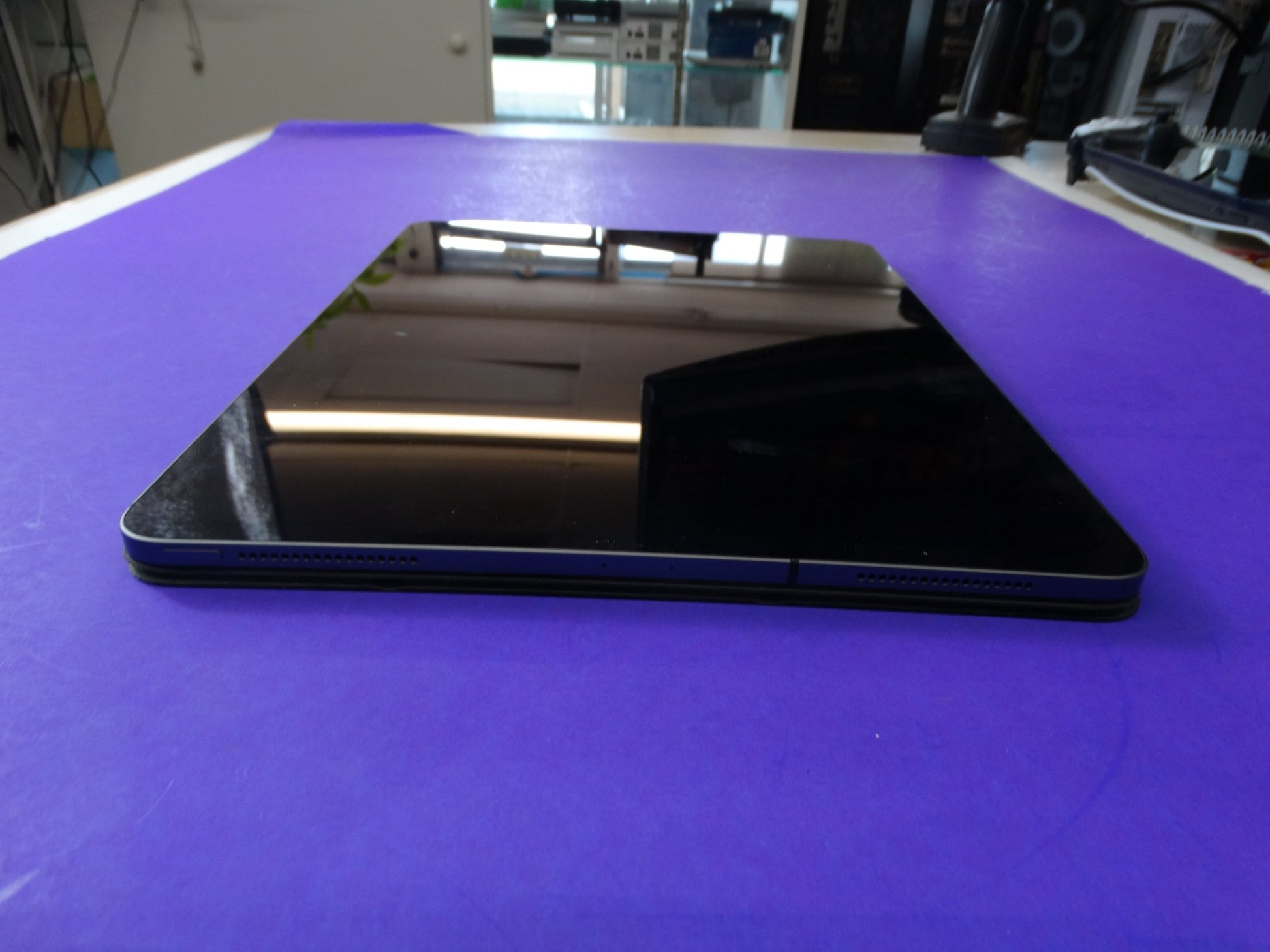 Apple iPad Pro 12.9" (4th Gen) – 128GB Storage, 6GB RAM, Wi-Fi + Cellular Tablet - WeBuyElectronic