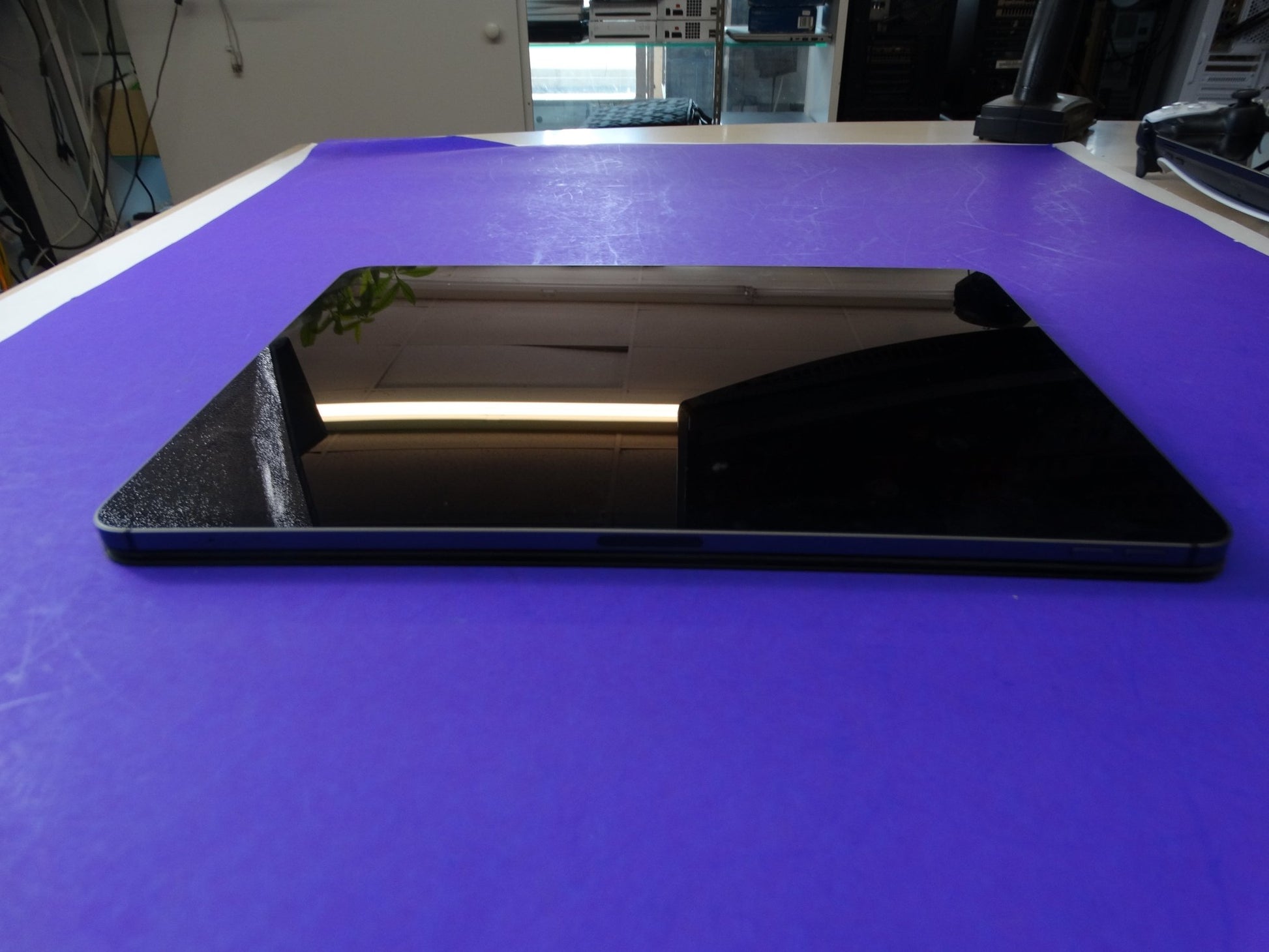 Apple iPad Pro 12.9" (4th Gen) – 128GB Storage, 6GB RAM, Wi-Fi + Cellular Tablet - WeBuyElectronic