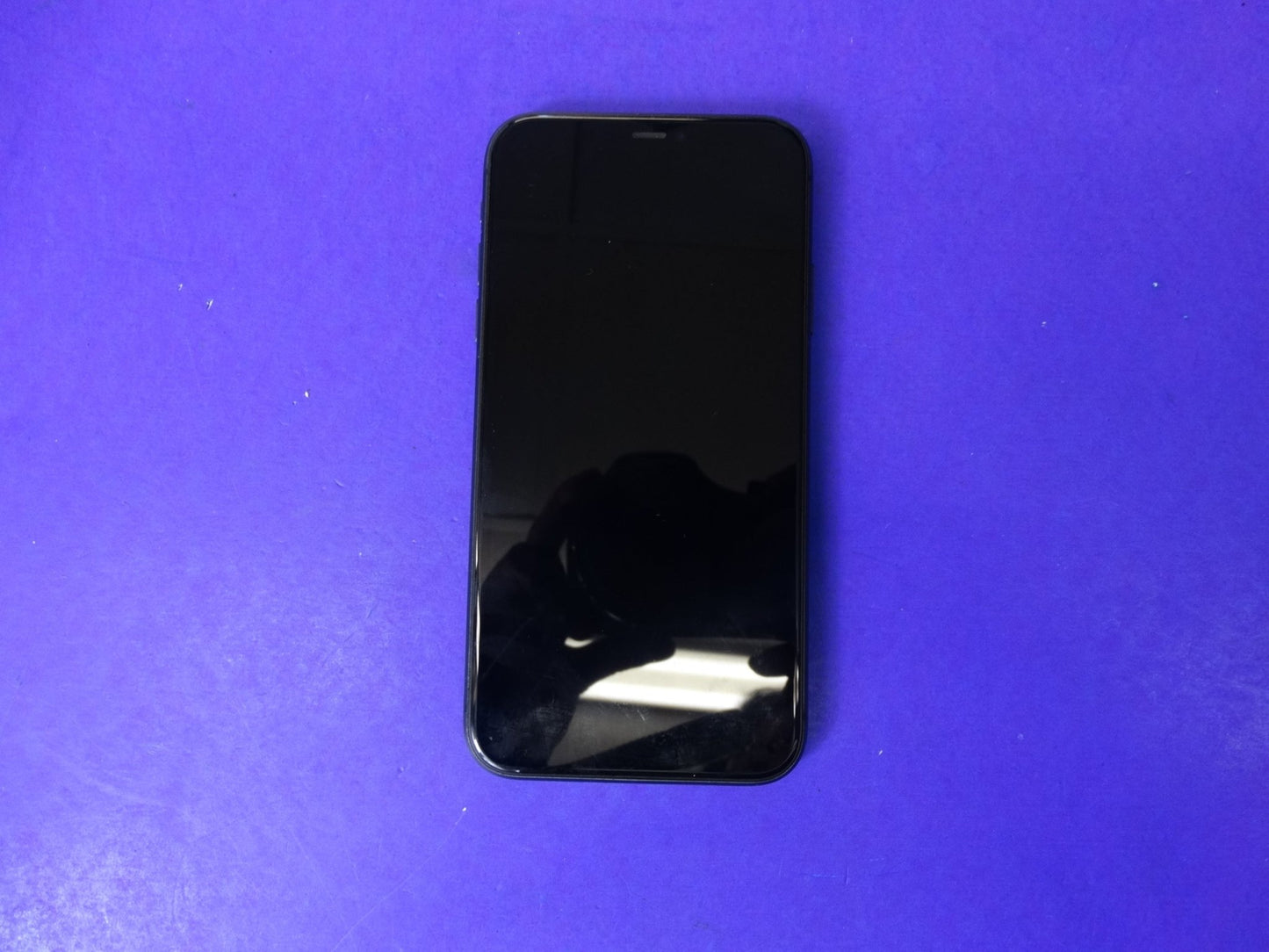 Apple iPhone 11 – 64GB – Unlocked – iOS 18.3.2 – MWJE2LL/A – 76% Battery - WeBuyElectronic