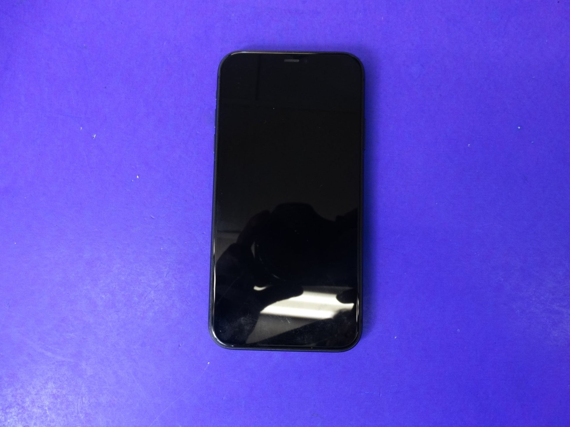 Apple iPhone 11 – 64GB – Unlocked – iOS 18.3.2 – MWJE2LL/A – 76% Battery - WeBuyElectronic