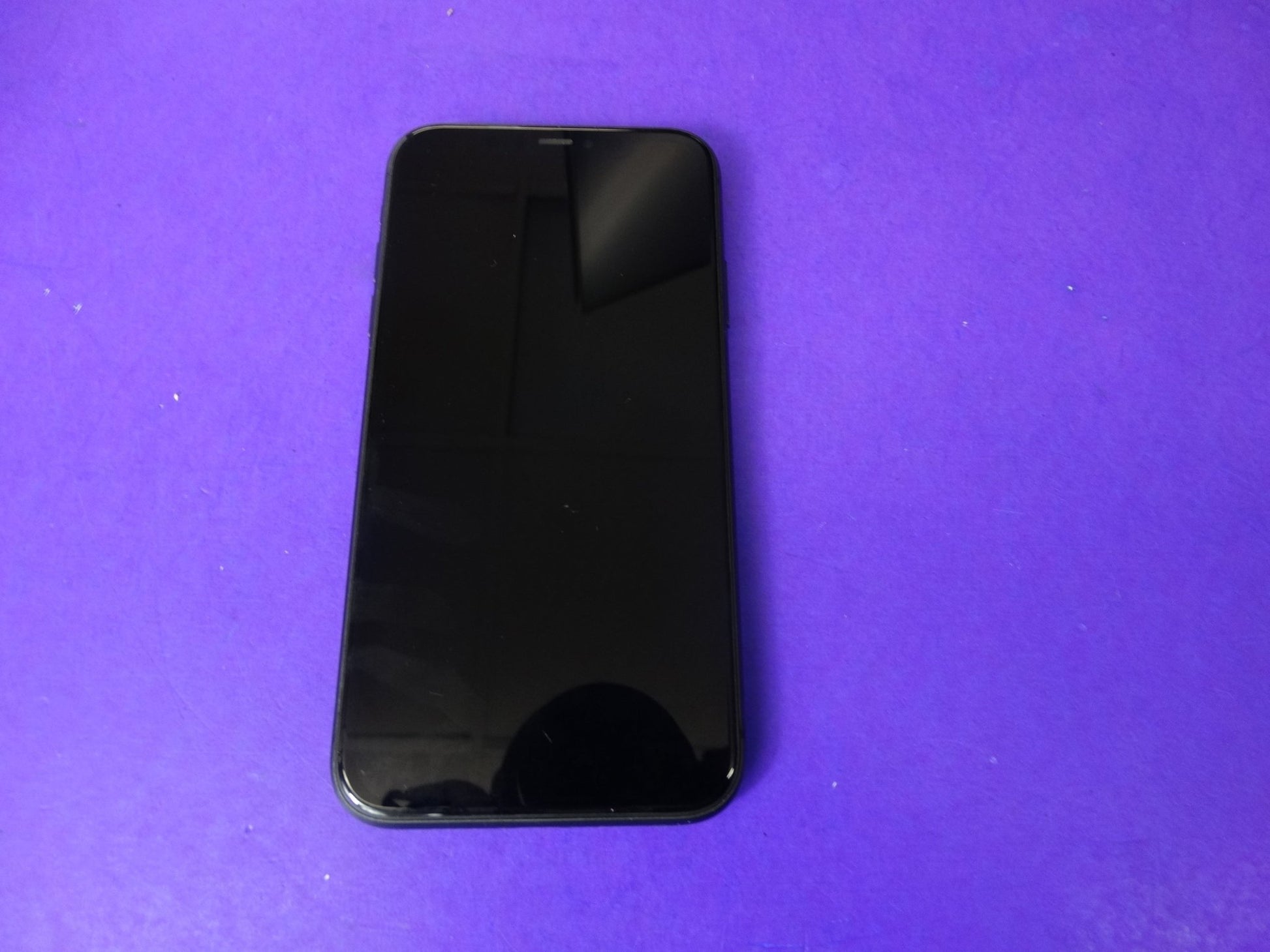 Apple iPhone 11 – 64GB – Unlocked – iOS 18.3.2 – MWJE2LL/A – 76% Battery - WeBuyElectronic