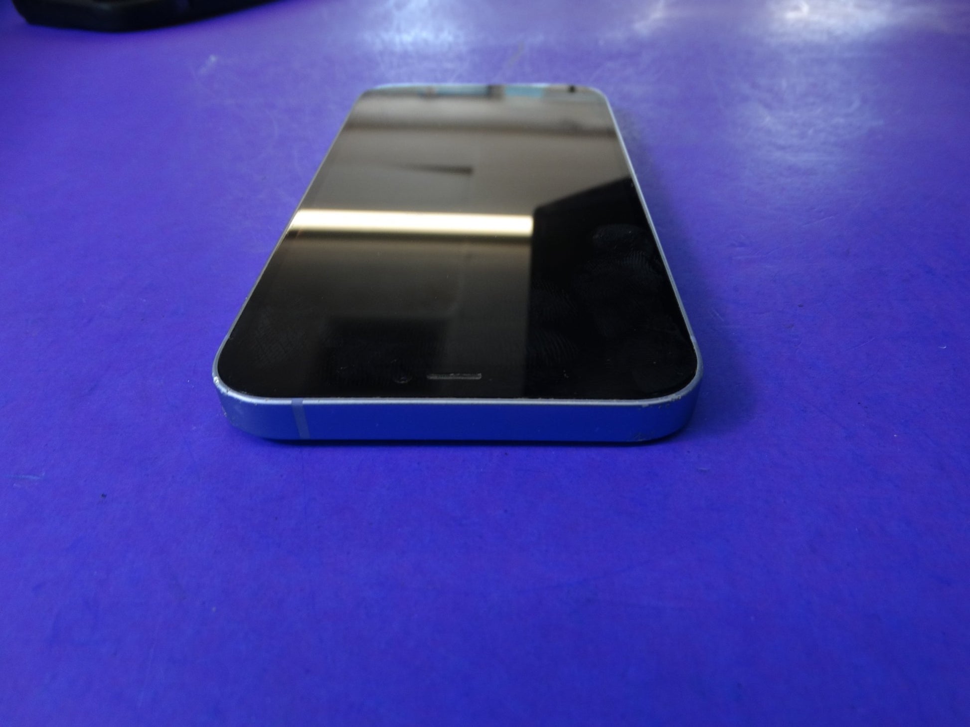 Apple iPhone 12 – 128GB (Unlocked) | iOS 18.7.1 | 76% Battery | Back Crack - WeBuyElectronic