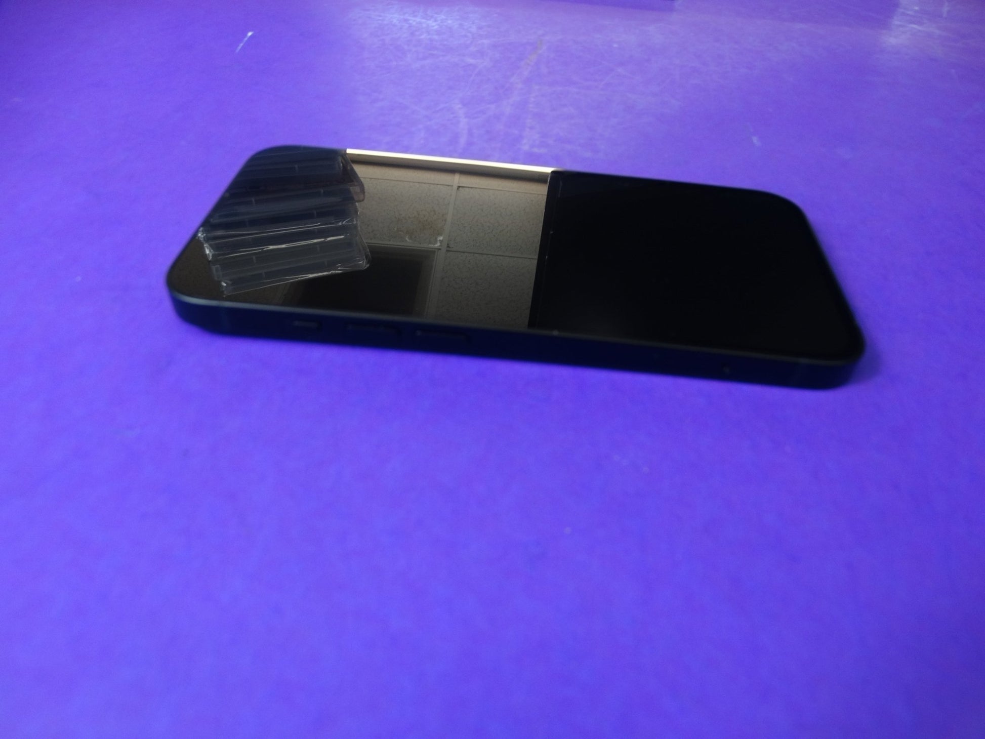 Apple iPhone 13 (Midnight, 128GB) – Tracfone / Straight Talk – 100% Battery Health - WeBuyElectronic