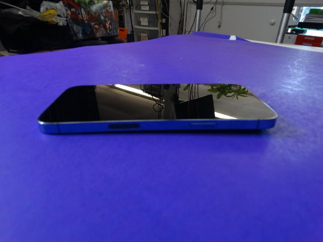 Apple iPhone 13 Pro Max – 128GB Unlocked | 77% Battery Health - WeBuyElectronic