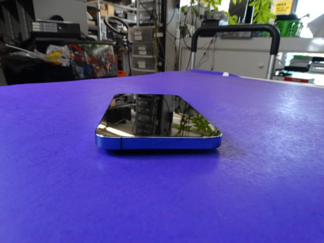 Apple iPhone 13 Pro Max – 128GB Unlocked | 77% Battery Health - WeBuyElectronic