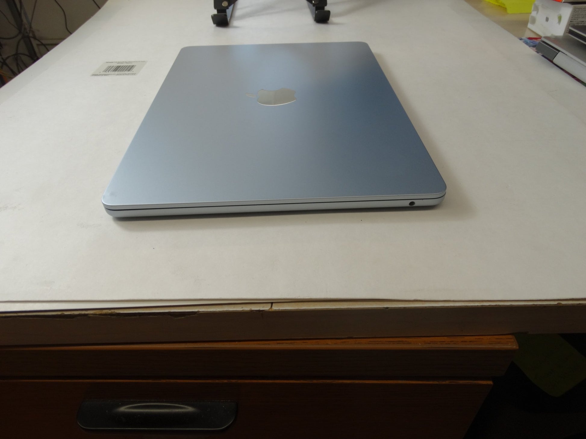 Apple MacBook Air A3240 – M4 Chip (10-Core CPU, 8-Core GPU), 16GB RAM, 256GB SSD, 13.6” Retina – macOS Sequoia - WeBuyElectronic