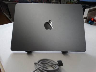 Apple MacBook Air M2 – 13.6" Retina, 8GB RAM, 256GB SSD, 100% Battery (A2681) - WeBuyElectronic