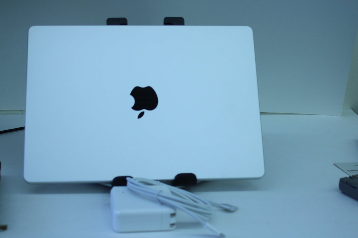 Apple MacBook Pro 14" A2779 (2020) M2 16GB RAM 1TB SSD macOS 15.5 – 100% Battery, 3 Cycles - WeBuyElectronic