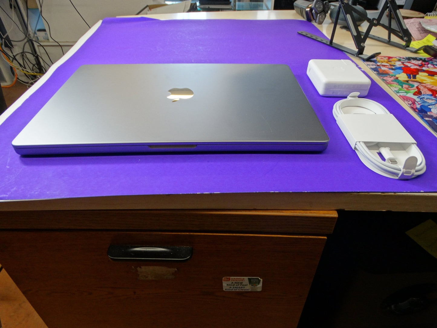 Apple MacBook Pro 14” M2 (2023) – 16GB Memory, 512GB SSD, 10-Core CPU, 16-Core GPU - WeBuyElectronic