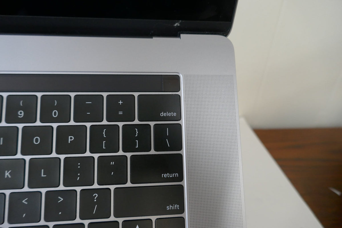Apple MacBook Pro 15.4" (2019) Intel Core i9, 32GB RAM, 1TB SSD – Space Gray – 256 Cycle Battery - WeBuyElectronic
