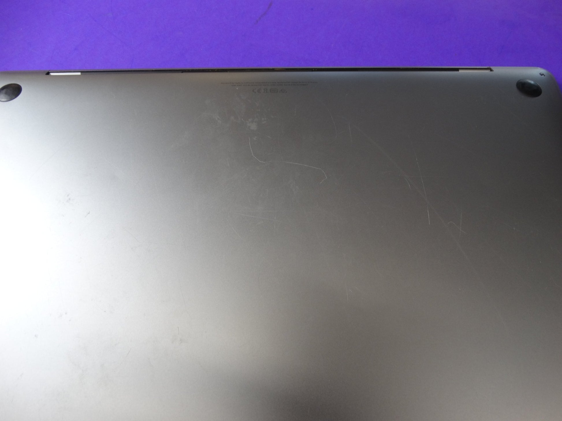 Apple MacBook Pro 16” (2019) – Intel Core i9 2.3GHz, 16GB RAM, 1TB SSD, macOS Tahoe 26.0.1, 901 Cycles - WeBuyElectronic