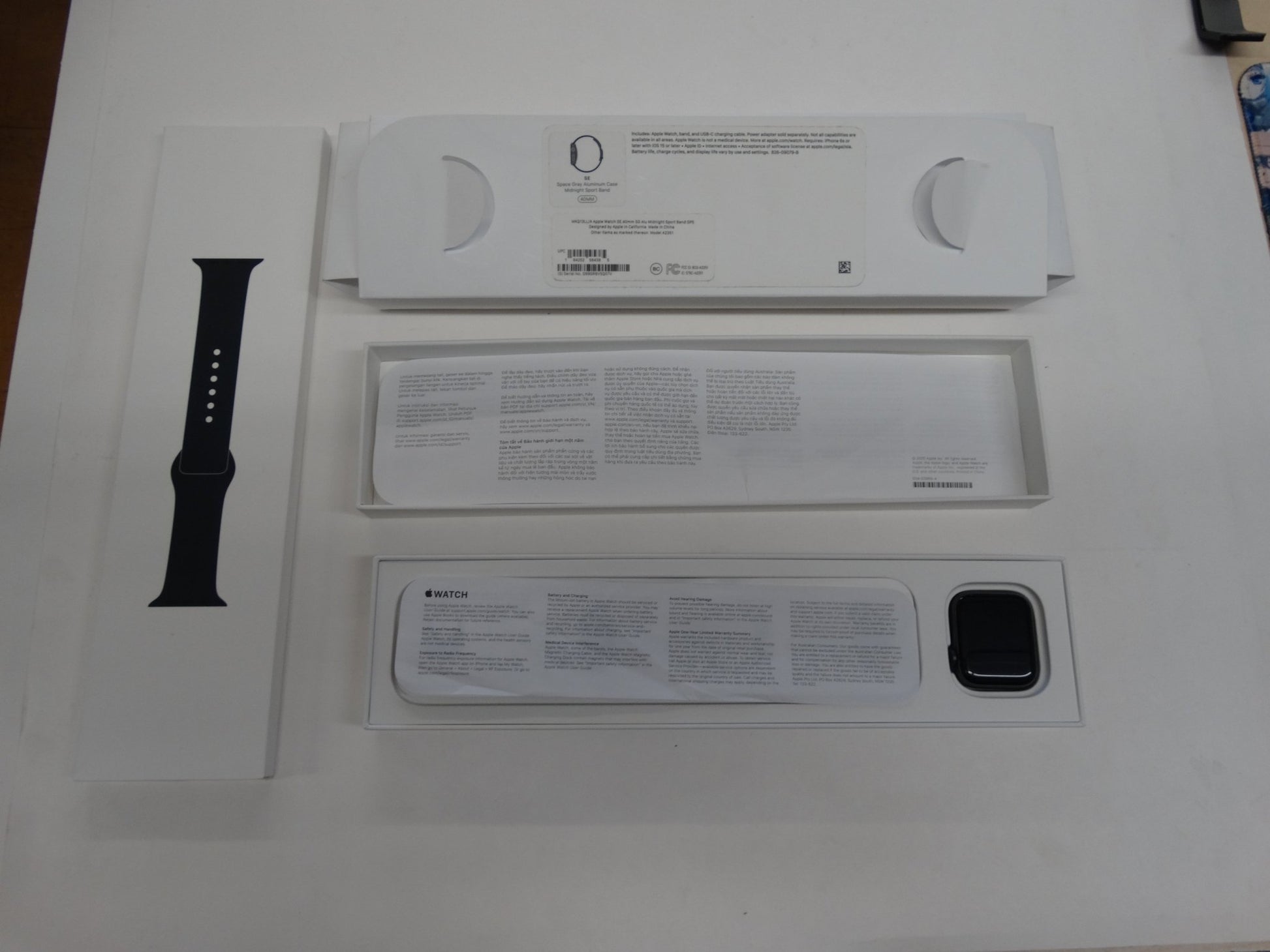 Apple Watch SE (2nd Gen) 40mm Midnight Aluminum Case with Sport Band - WeBuyElectronic