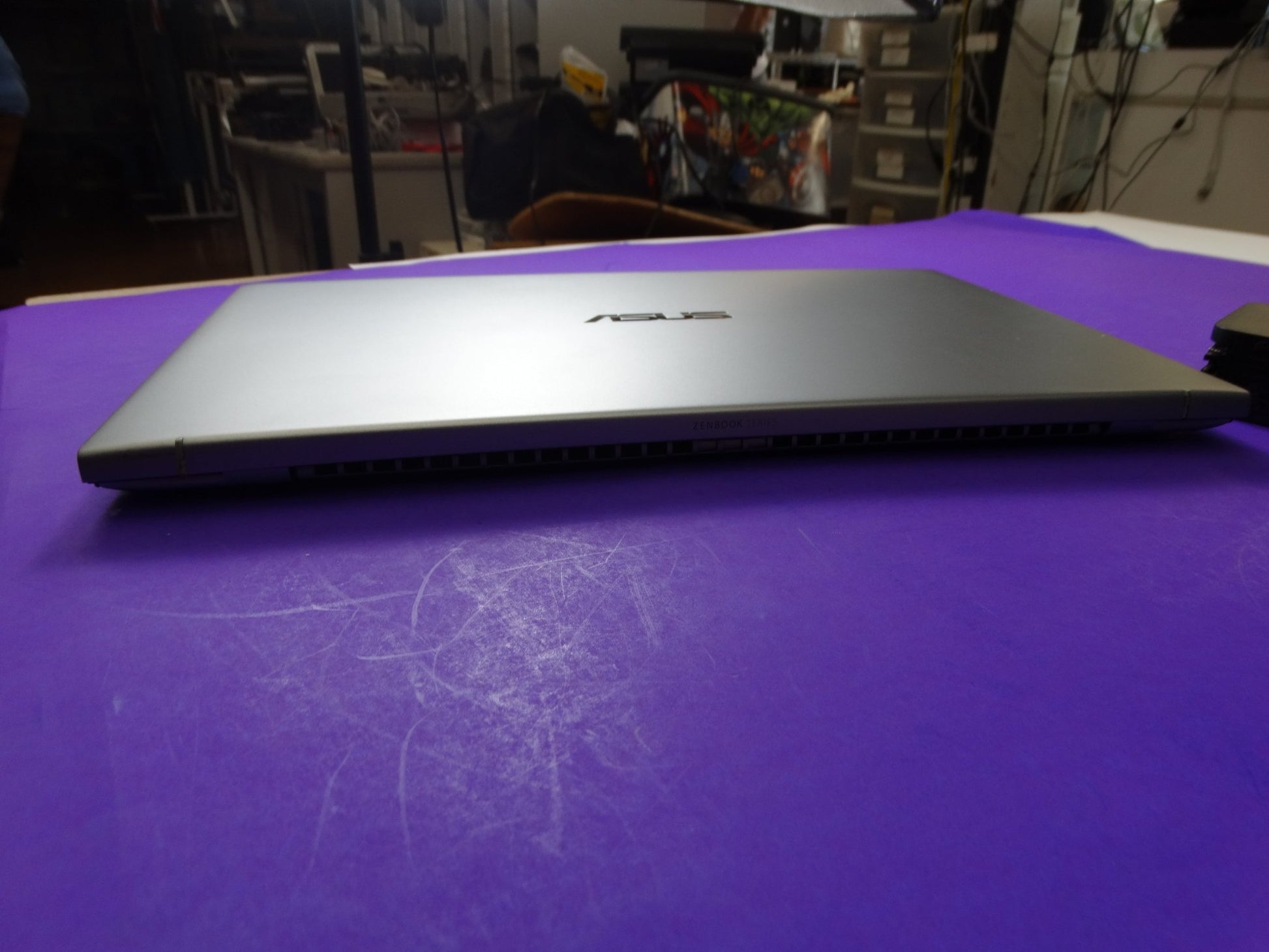 Asus ZenBook 14 – AMD Ryzen 5 4500U, 8GB RAM, 256GB SSD, Windows 11 Home - WeBuyElectronic