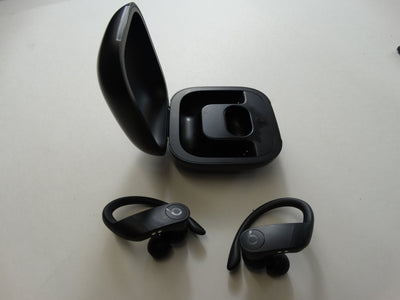 Beats Powerbeats Pro Black – True Wireless Bluetooth Earphones with Mic - WeBuyElectronic