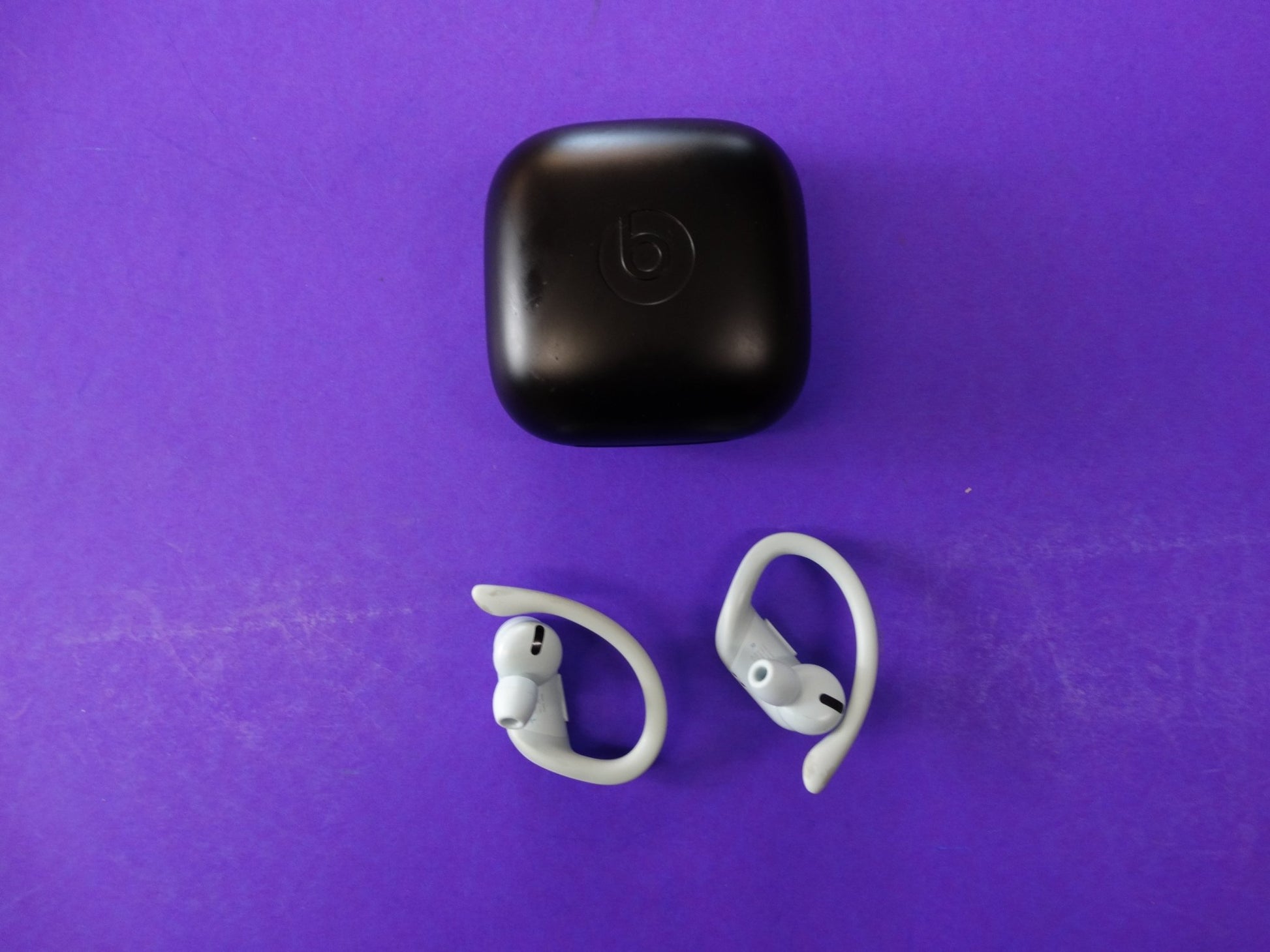 Beats Powerbeats Pro – True Wireless Earphones with Ear Hooks, Blue (Sports Design) - WeBuyElectronic