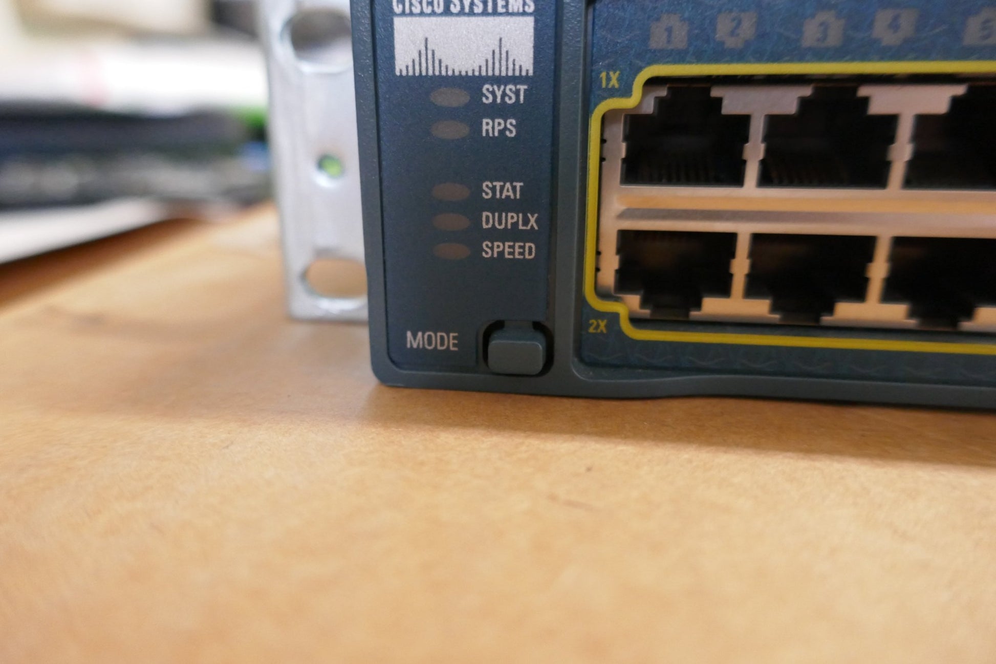 Cisco Catalyst 3560G WS - C3560G - 48TS - S 48 - Port Gigabit Ethernet Switch | Managed Rackmount - WeBuyElectronic