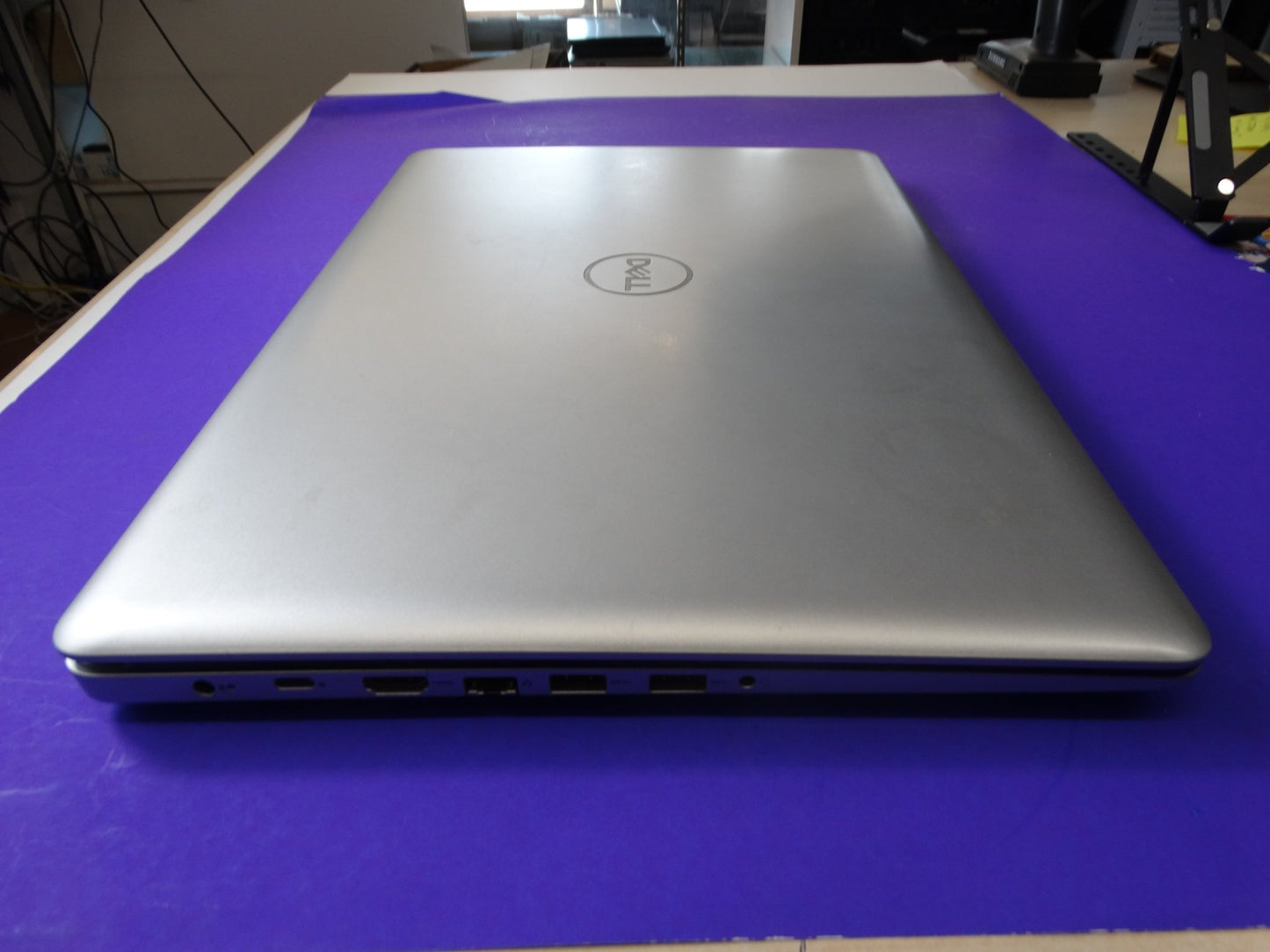 Dell Inspiron 5770 – 17.3” FHD | Intel Core i7 | 16GB RAM | 2TB HDD | Windows 10 Pro - WeBuyElectronic