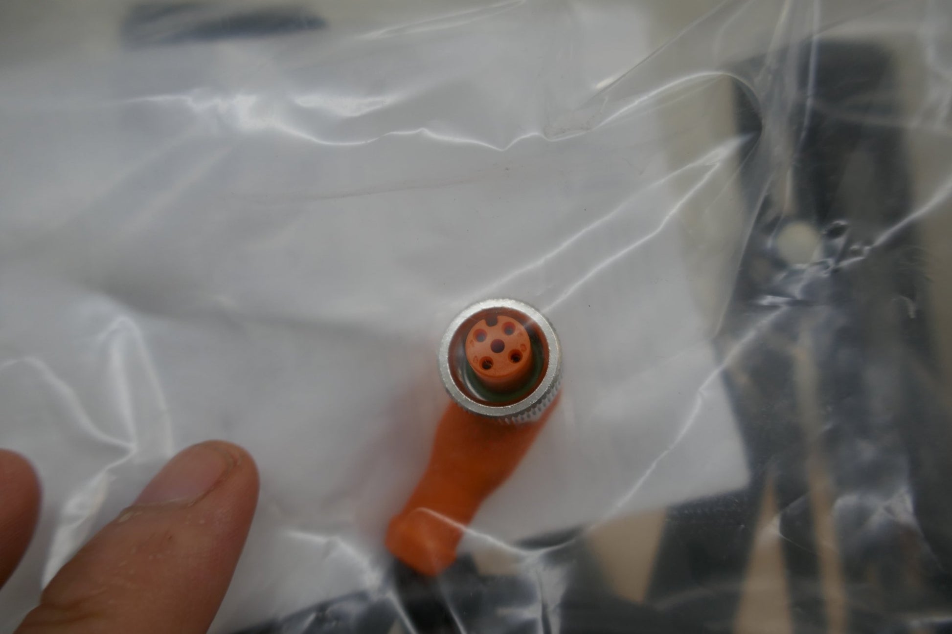 Ifm EVC005 Female 5-Pin Cordset Receptacle Industrial Connector - WeBuyElectronic