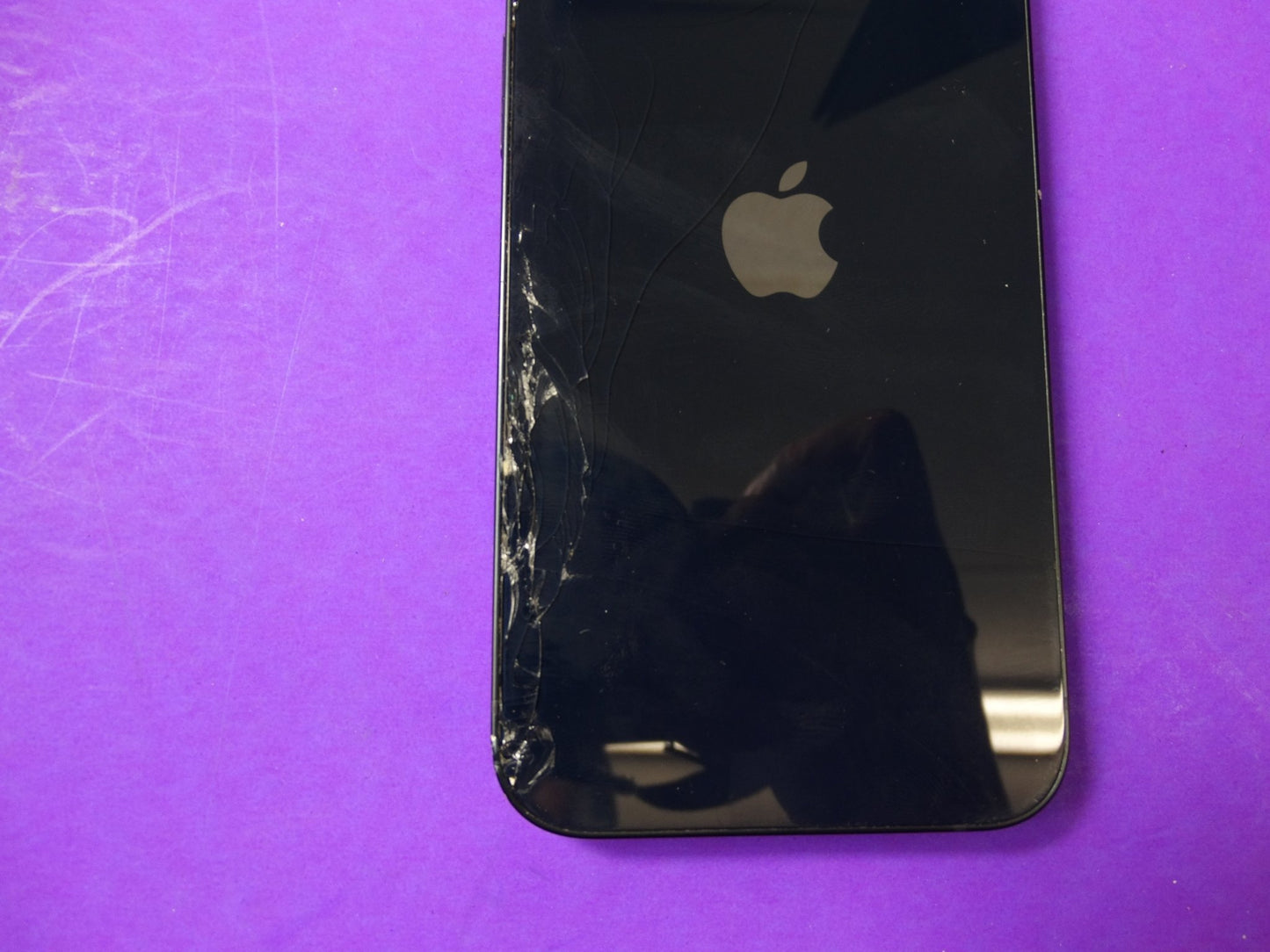 iPhone 13 128GB Midnight – Unlocked iOS Smartphone – Fast & Reliable - WeBuyElectronic